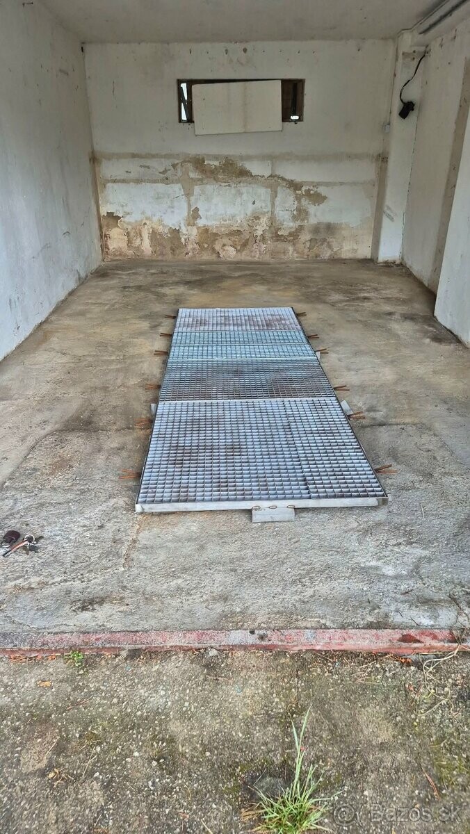 Na predaj garáž s elektrikou a montážnou jamou na Riečnej ulici