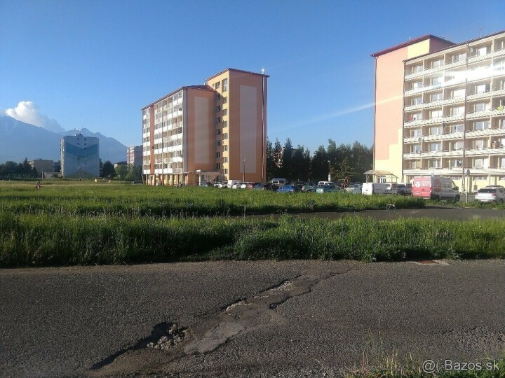Na prenájom parkovacie miesto pri Mladosti