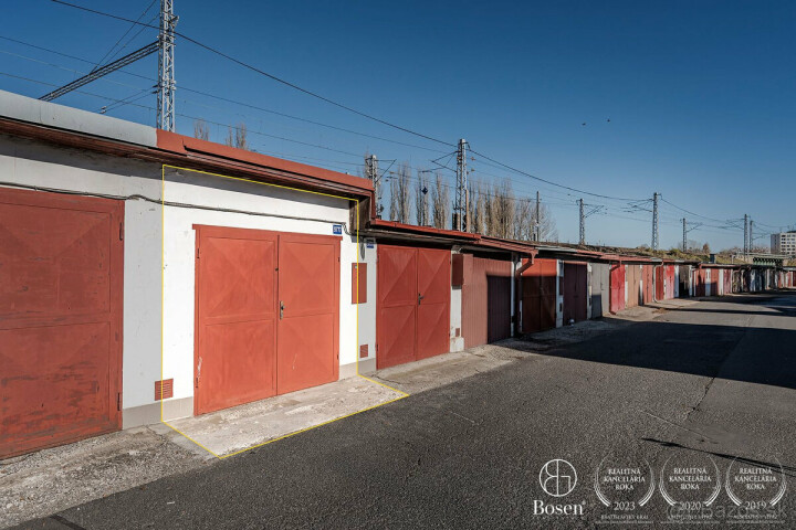 Samostatná murovaná garáž na prenájom v Poprade