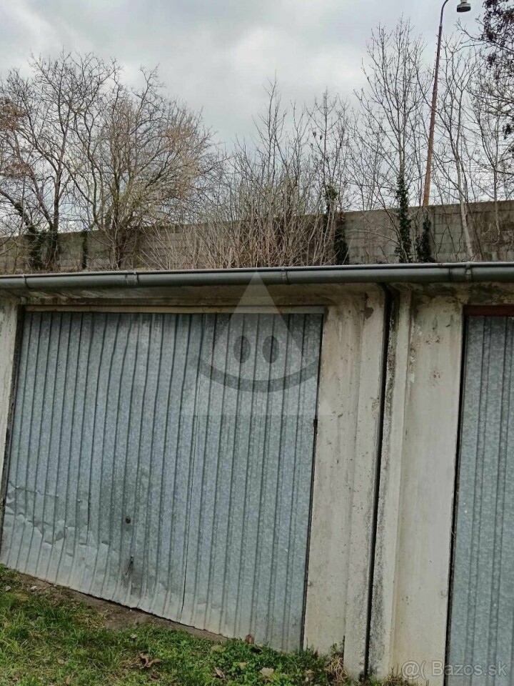 Predaj garáže na Selyeho ulici v Komárne