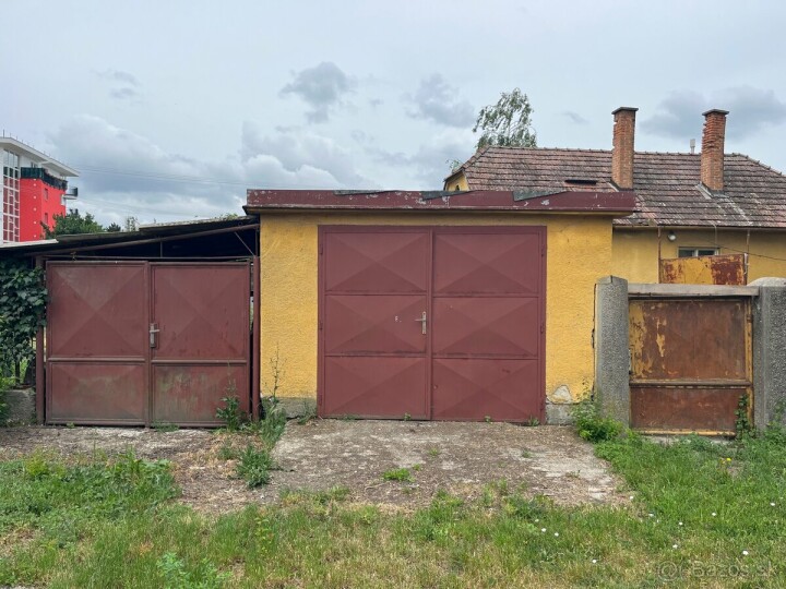Garáž na prenájom s pozemkom 3 áre v Šamoríne