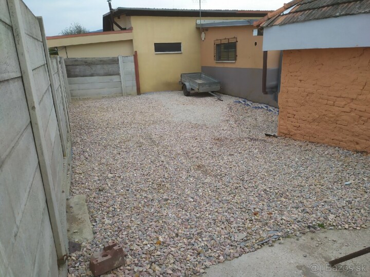 Prenájom garáže a skladových priestorov v Nitre - Mlynárce