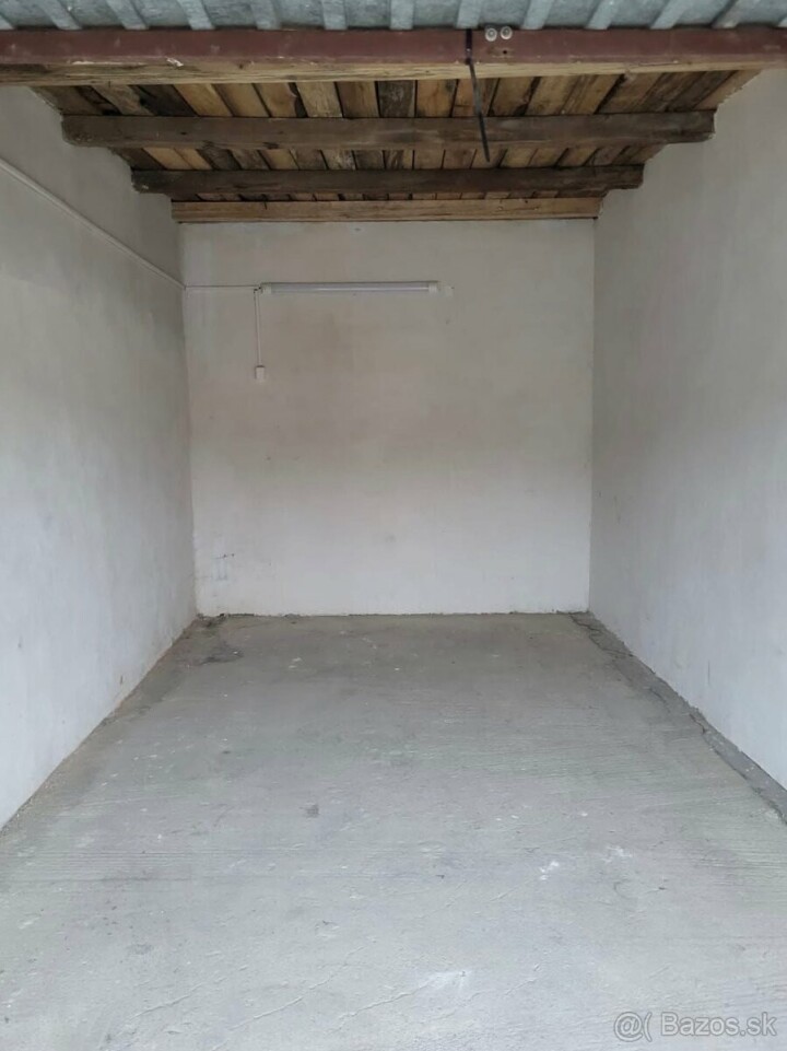 Garáž na predaj v Lučenci na Rúbanisku II