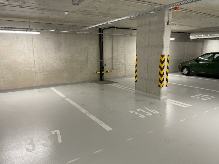 Prenájmem garážové parkovacie miesto v objekte Guthaus na Račianskej ul.