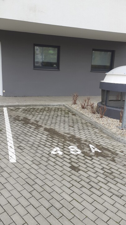 Prenajmem vonkajšie parkovacie miesto