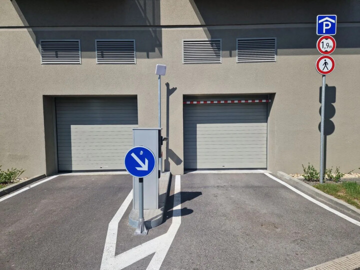 PRENÁJOM - garážové státie Ružinov, Ivanská cesta (Ovocné sady)