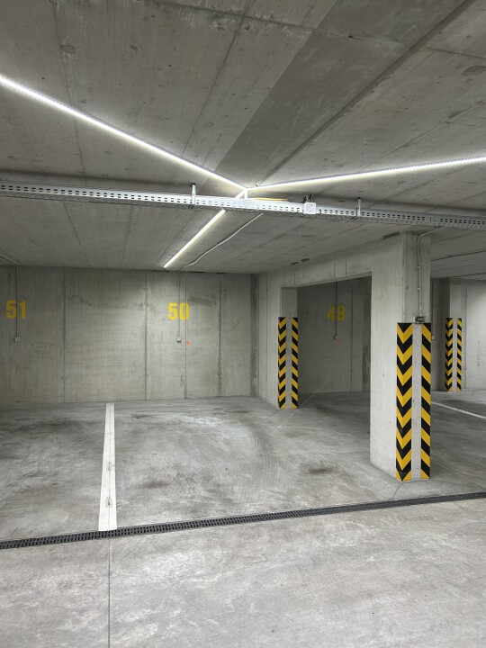 Prenájom garážového miesta v Bratislave - Kvačalova