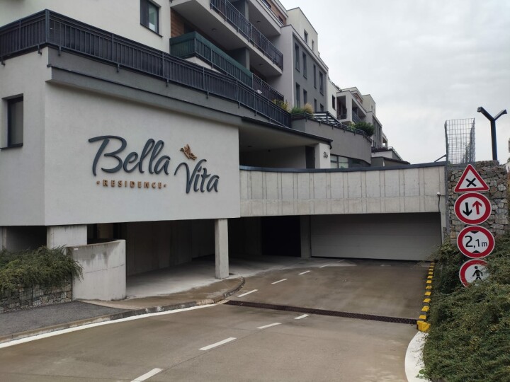Prenajom garazoveho statia