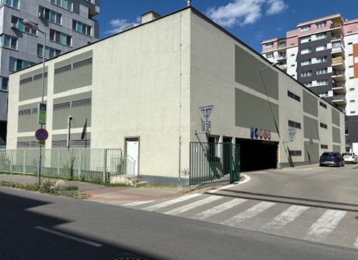 Prenaj.vnútorné PS, Mraziarenská, NIvy, BA 2