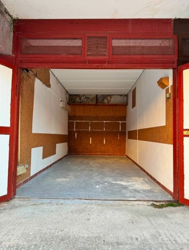 Samostatná garáž na predaj na Bebravskej ulici, Bratislava II