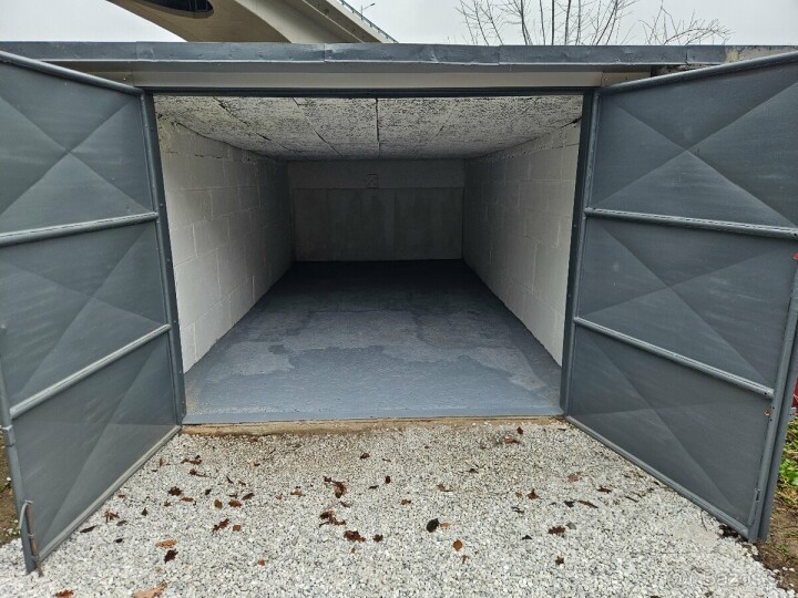 Na predaj murovaná garáž v Prešove s pozemkom