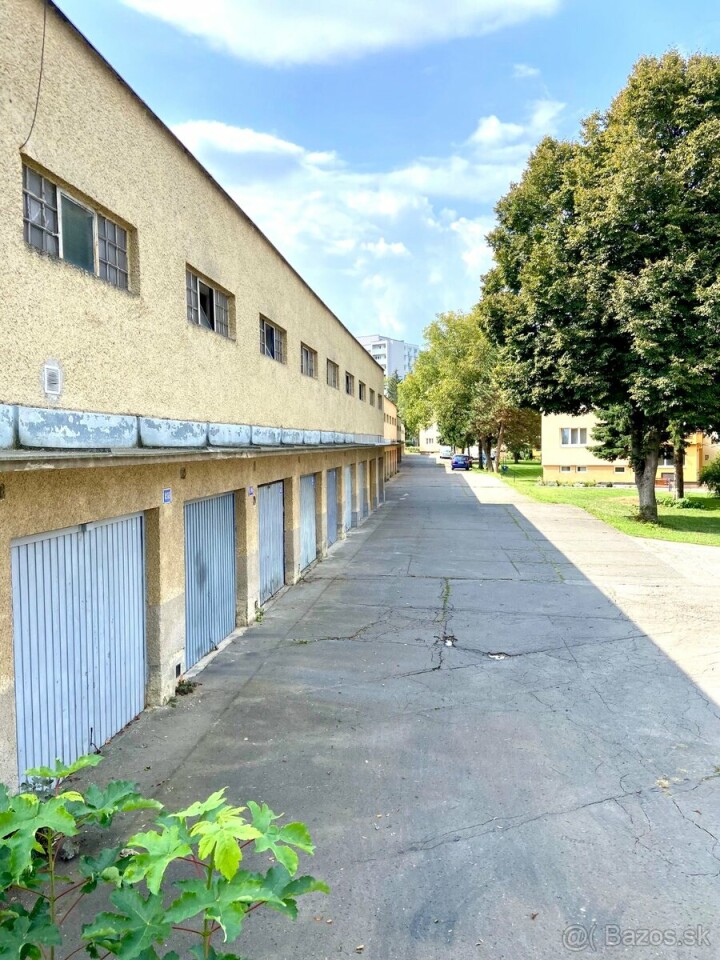 Predaj murovaná garáž 21m2 na Uhlisku v Banskej Bystrici