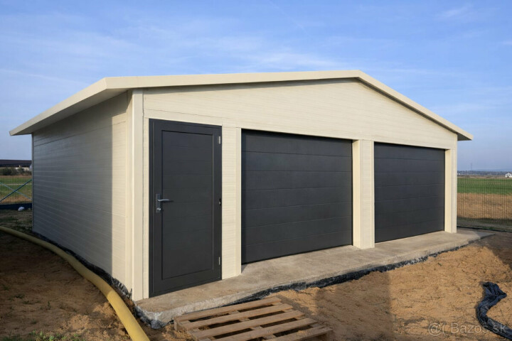 Predaj plechovej garáže 8x6 m s PIR doskou