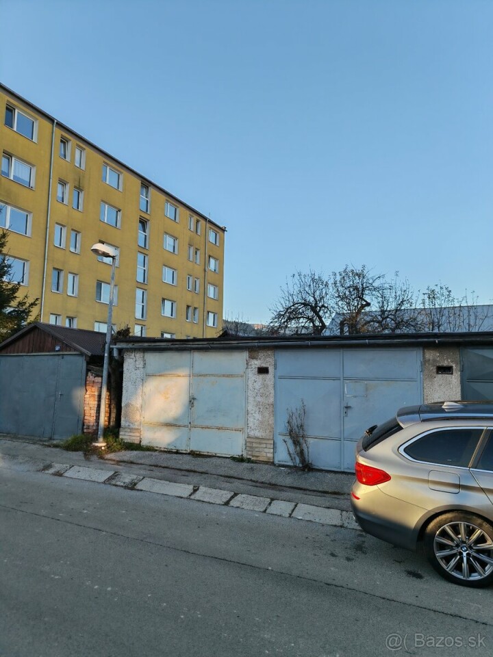 Garáž na predaj v centre Dolného Kubína
