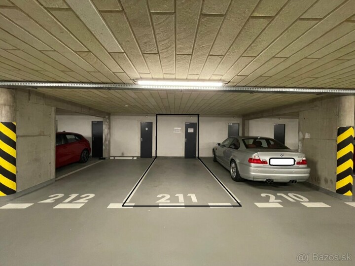 Na predaj garážové státie a pivničná kobka v Grand Koliba