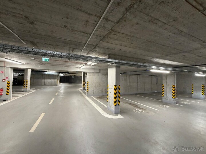 Prenájom vnútorného garážového státia v NUPPU Hortensia