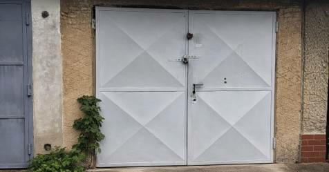 Predaj murovaná garáž v Prievidzi pod Skalkou