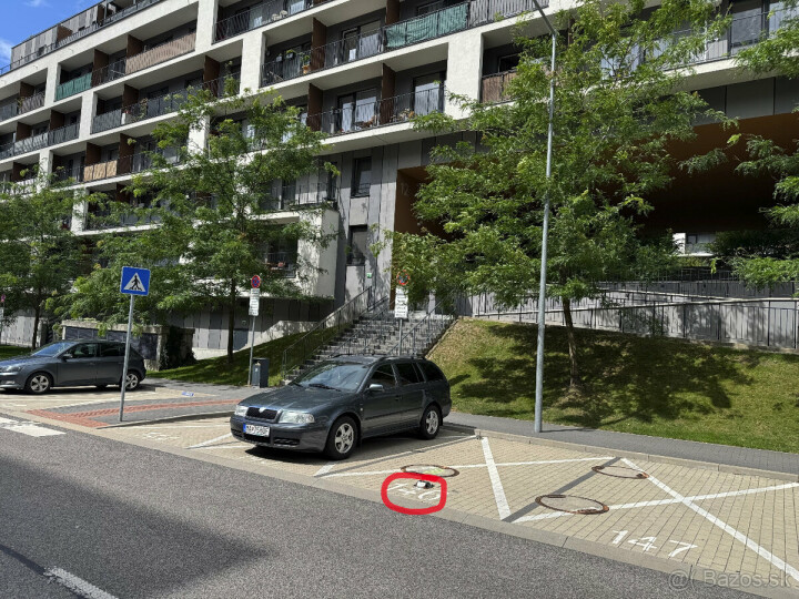 Prenájom vonkajšieho parkovacieho miesta Slnečnice Mesto A2 Z.CH. 12