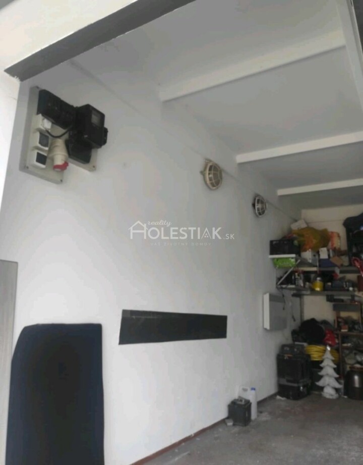 Na predaj garáž v centre Kysuckého Nového Mesta