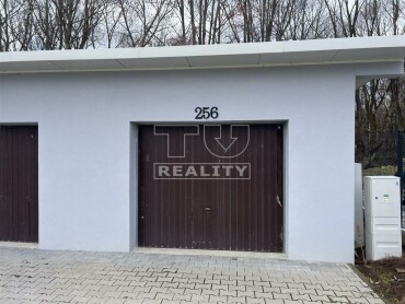 Na predaj nová garáž v Liptovských Kľačanoch s elektroinštaláciou