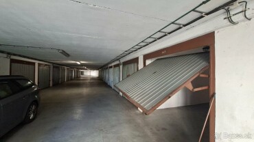 Samostatná garáž na prenájom v garážovom dome na Pečnianskej ulici