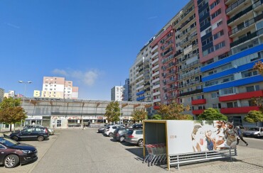 Celoročné garážové státie na Saratovskej