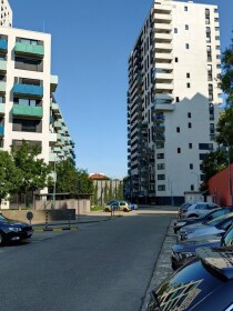 Prenájom vnútorného parkovacieho miesta na Jégeho ulici v Ružinove