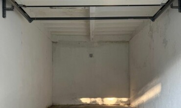 Na predaj - murovaná garáž na ul. Koceľova, Bratislava II