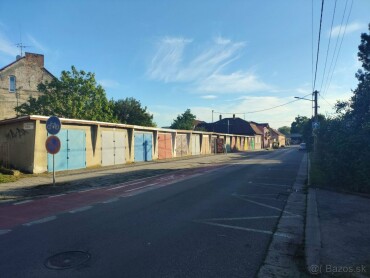 Garáž na prenájom v Štúrove na Hasičskej ulici