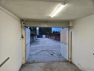 Predaj garáže s pozemkom na ulici Jenisejská, Košice - Nad Jazerom