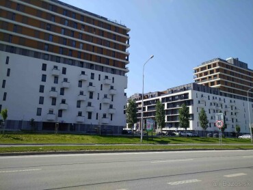 Prenájom parkovacieho státia na Z. Chalupovej 16, Bratislava