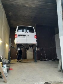 Prenájom dielne a garáže s 4,2t zdvihákom v Banskej Bystrici