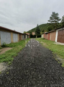 Murovaná garáž na predaj v Uhlisku, Banská Bystrica