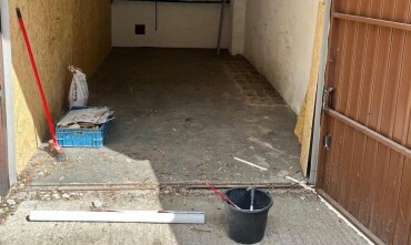 Predaj murovaná garáž na Rajčianskej ulici vo Vrakuni