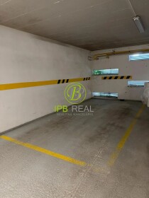 Na predaj garážové státie v bytovom dome na Rozvodnej ulici