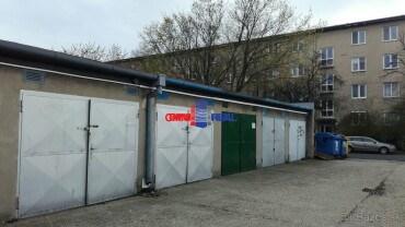 Garáž na prenájom, Astronomická ul., 17 m2, elektrina, montážna jama