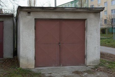 Hľadám garáž na kúpu v Lučenci do 11.000€