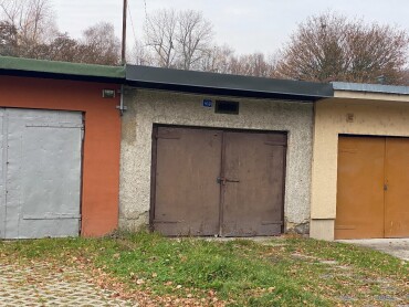 Prenájom murované garáže v Handlovej na Partizánskej ulici