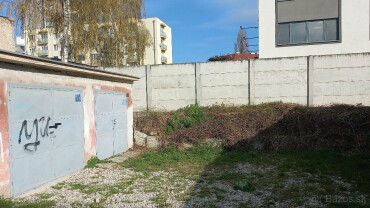Na predaj zrekonštruovaná garáž na Kocelovej ulici