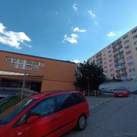 Garáž na prenájom na Beniakovej ulici