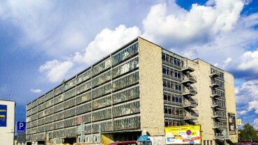 Prenájom uzamykateľnej garáže vo Veľkogaráži na Hlinách