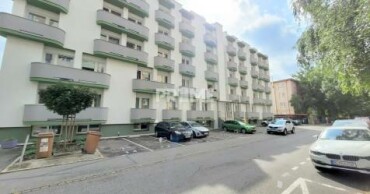 Vonkajšie parkovacie miesto na Ondavskej ulici v Ružinove