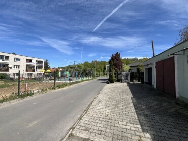 Predaj murované garáže v Haliči pri základnej škole