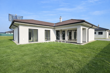 Predaj zateplenej garáže s elektrickou prípojkou v Trenčíne