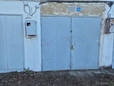 Garáž na predaj v Komárne s montážnou jamou a elektrinou