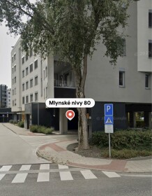 Prenájom garážového státia v Bratislave na Mlynských nivách 80