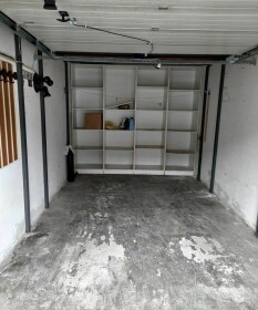 Predaj garáže s úložným priestorom na Matejkovej ulici v BA IV