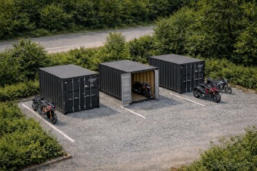 Predaj pozemku s kontajnerom na parkovanie motorky v Bratislave IV