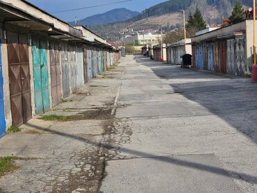 Predaj garáže pri stavebninách Jantošík