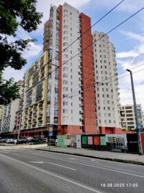 Prenájom vnútorného parkovacieho státia v Jégého aleji 8, Ružinov